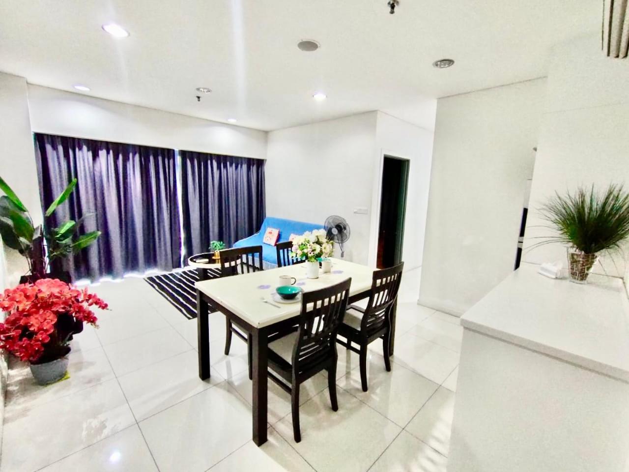 Klcc One Bedroom Apt & Studio Kuala Lumpur Bagian luar foto