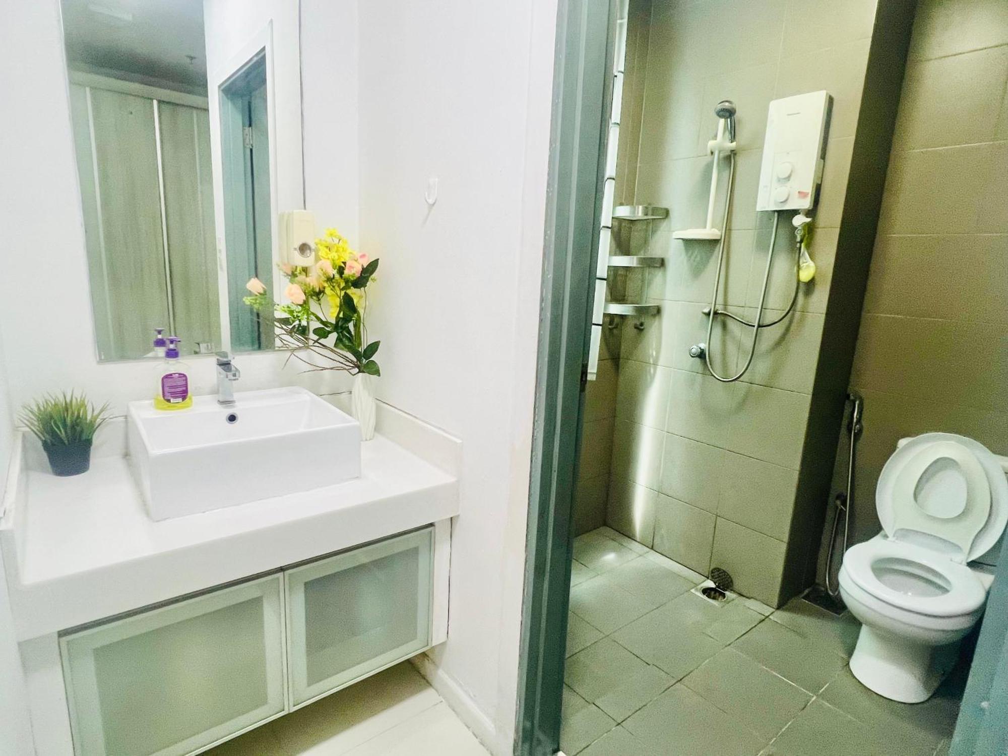 Klcc One Bedroom Apt & Studio Kuala Lumpur Bagian luar foto